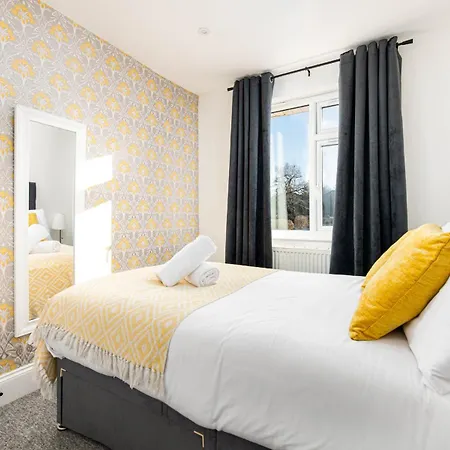 New Groups&contractor Stays-5bed-2bath-parking-by Fabaccommodation *